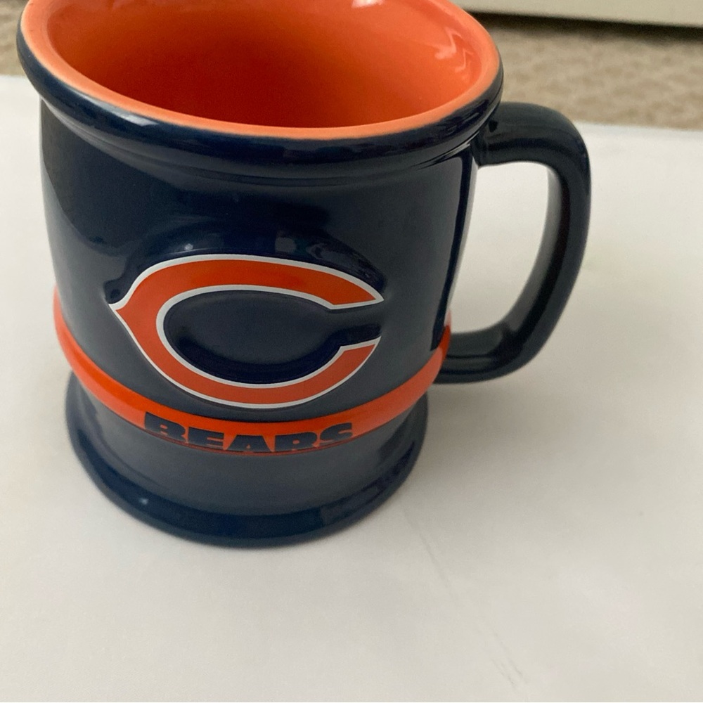 Chicago embrossed coffee cup